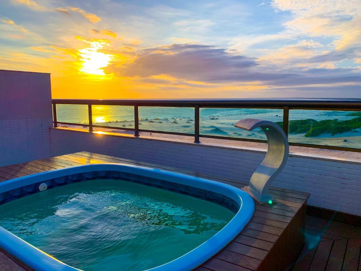Luxuosa Cobertura Com Piscina Grande - Residencial Sophia I * Arraial do Cabo